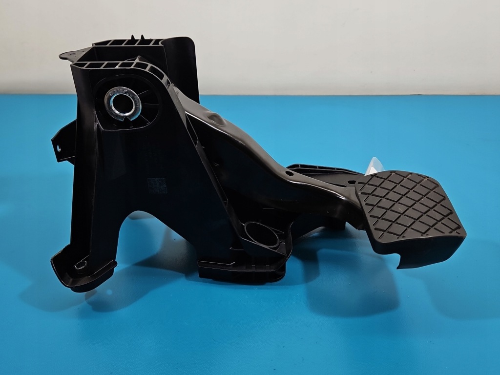 Педаль педалі skoda octavia iv гальма зчеплення Зі Шроту