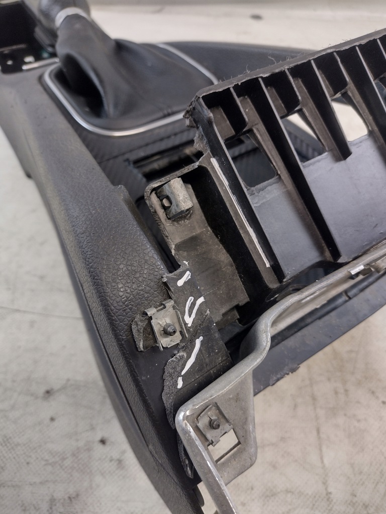 фото №13, Тунель середній оригінальний номер 1k0863243a volkswagen golf v 1.6b 06r.