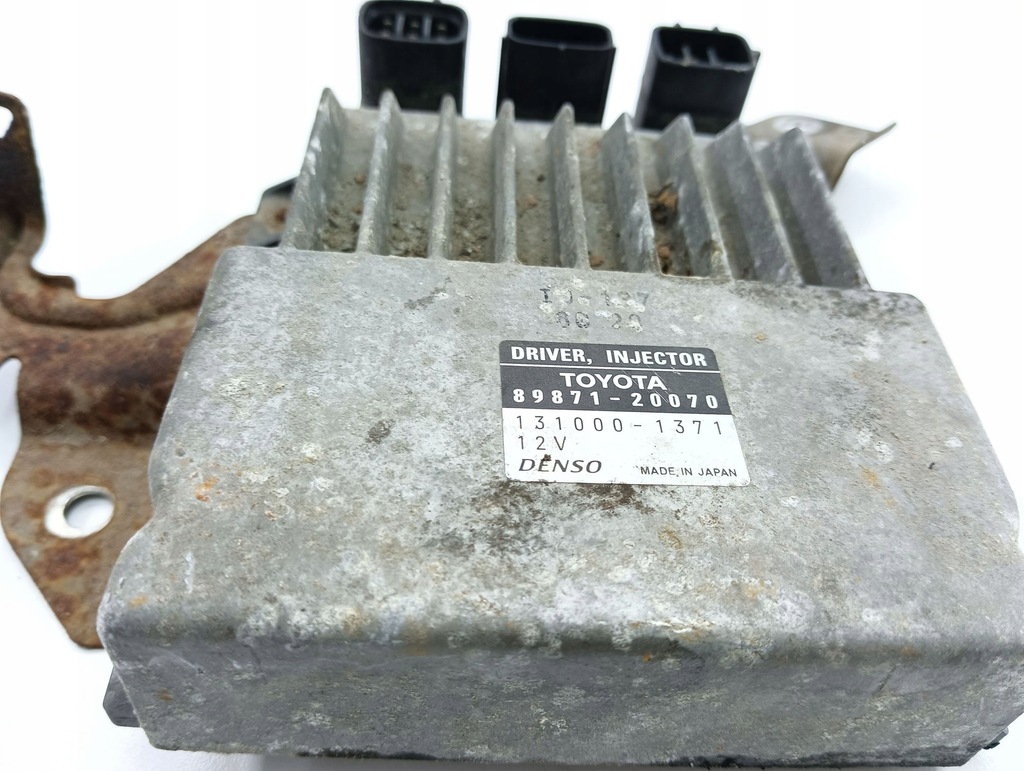 фото №7, Toyota corolla verso ar10 2006 блок управления / модуль форсунок