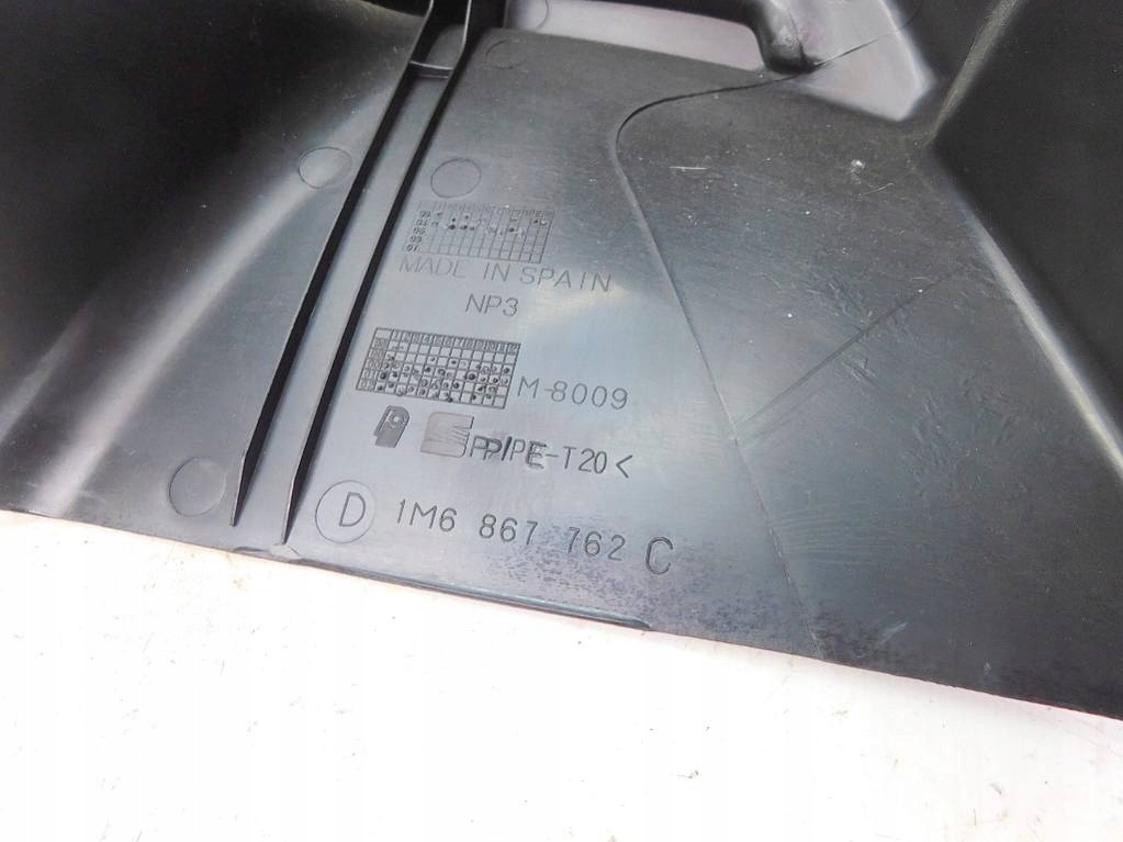 фото №9, Seat leon i 2004r кронштейн полка правый задняя