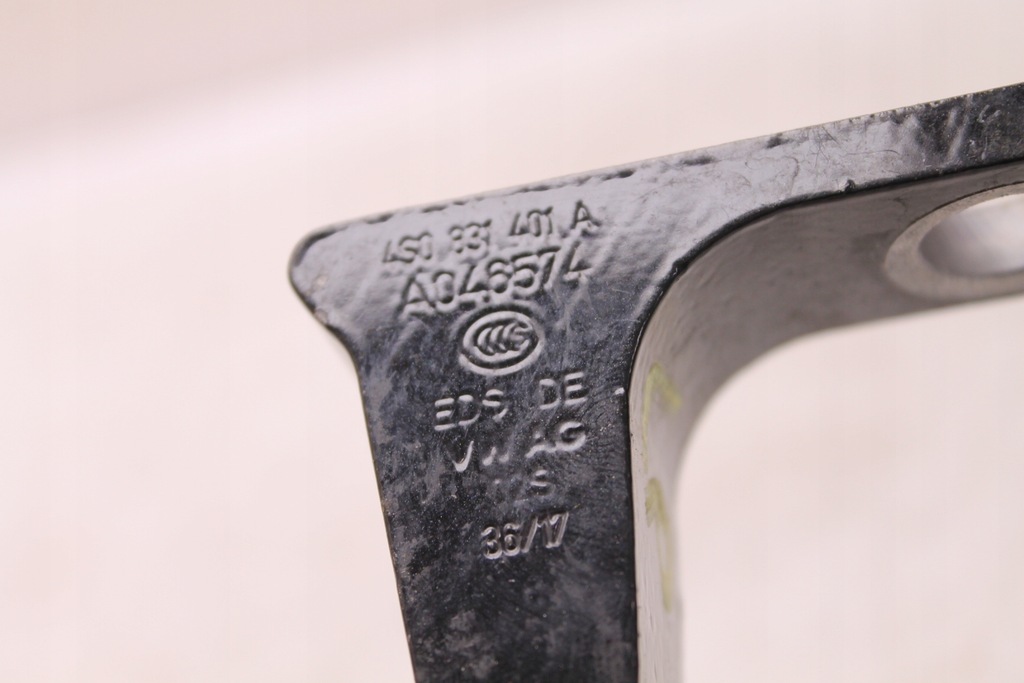 фото №3, Audi r8 4s петля дверь левый 4s0831401a