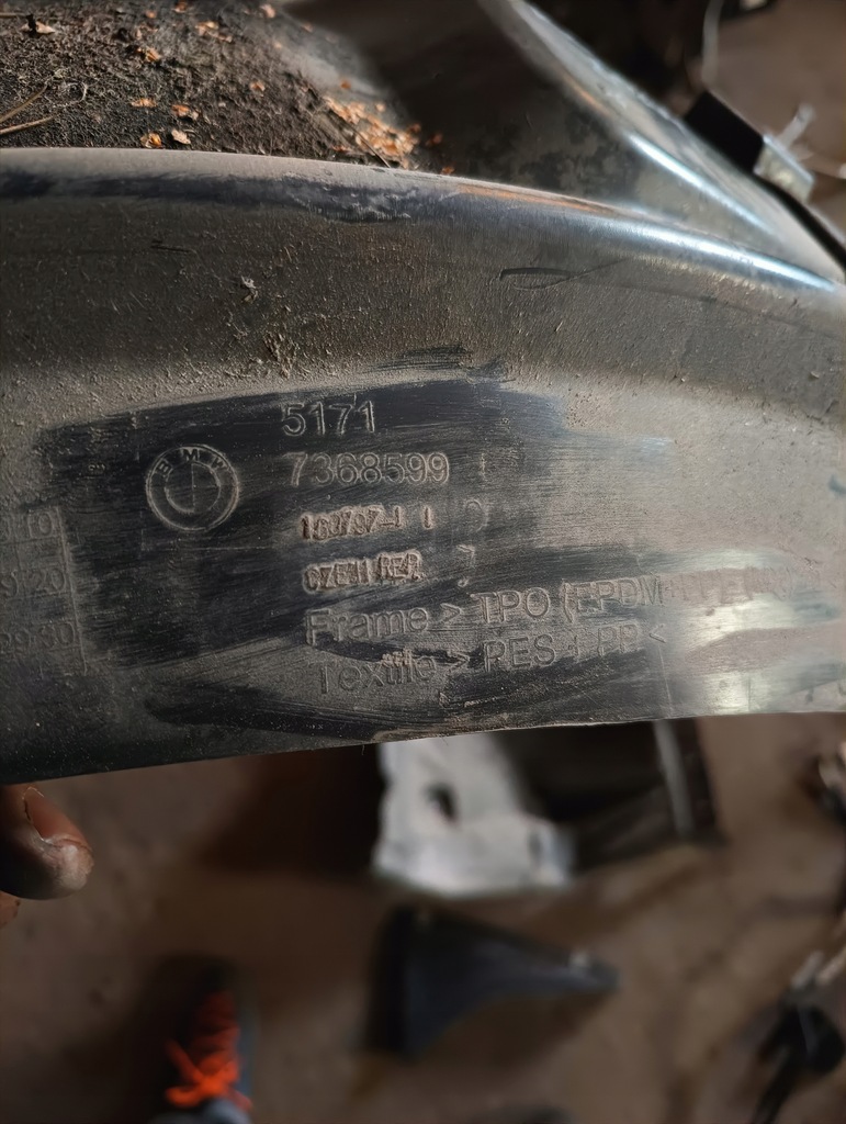 фото №10, Bmw i3 l01 подкрылок передние левая перед передние 7270917