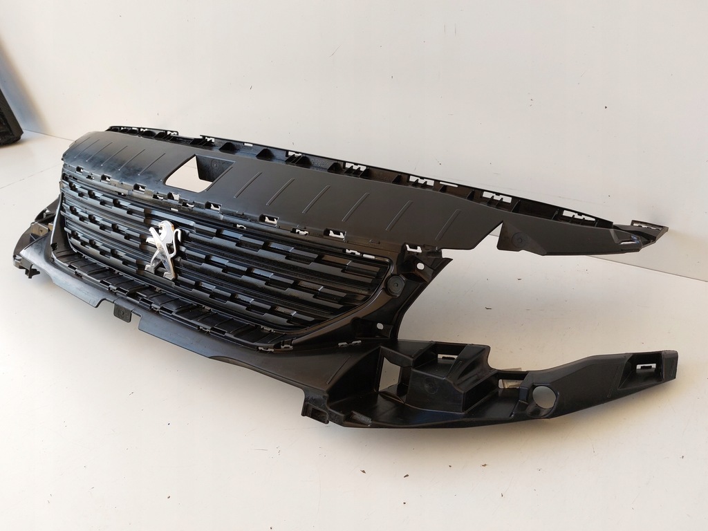 фото №4, Peugeot partner rifter iv решётка радиатора решётка радиатора 981688680 оригинал