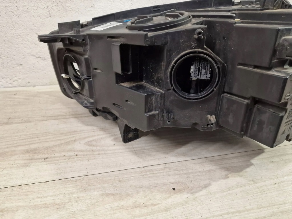 Фара передняя правый  bmw x5 f15 f16 адаптивный led Недорого