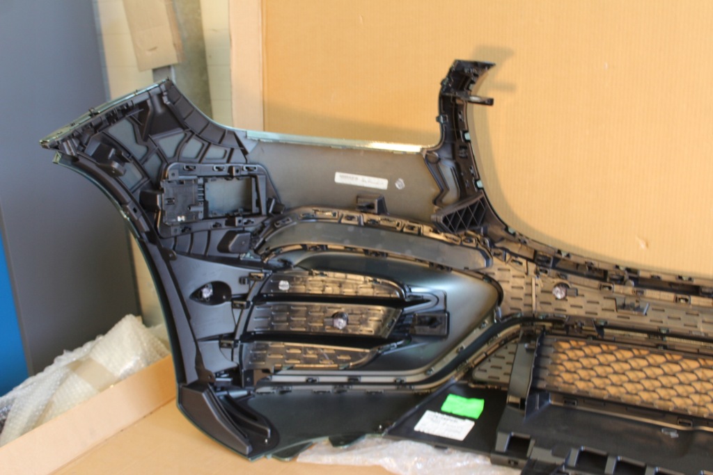 Бампер перед передний набор ночь mercedes gls 167 w167 рестайлинг  amg Киев