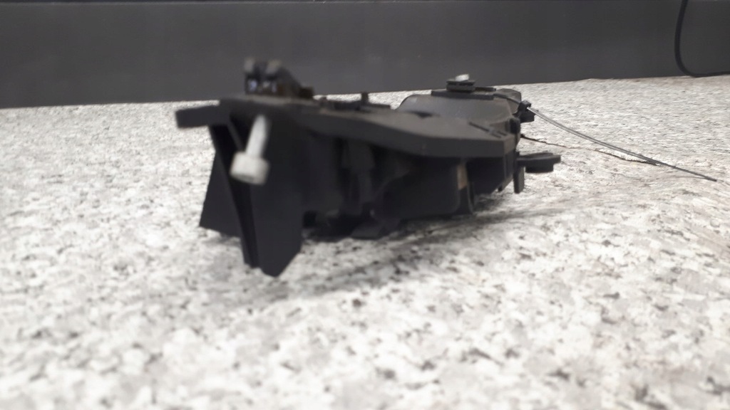 фото №10, Кронштейн ручка правий перед bmw x1