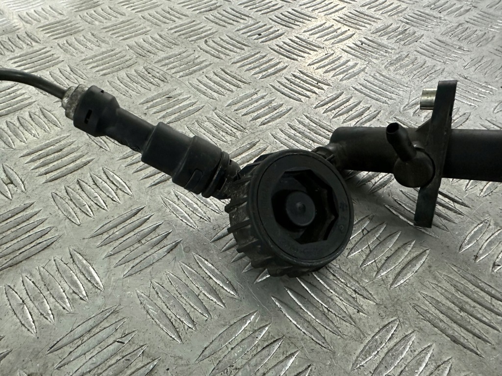 Lancia delta iii 1.6 jtd шланг трубка цилиндр сцепления fm277001 в Украине