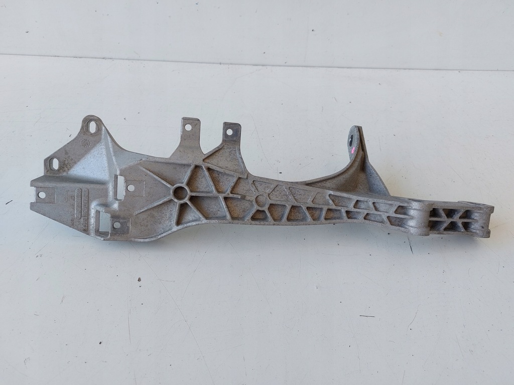 фото №1, Mercedes actros кронштейн кронштейн 9608851245