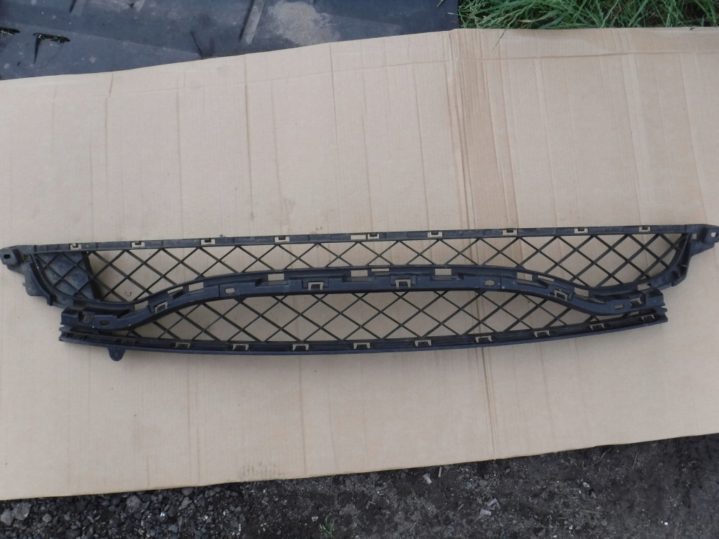 Купить Решётка бампера перед renault clio iv rs