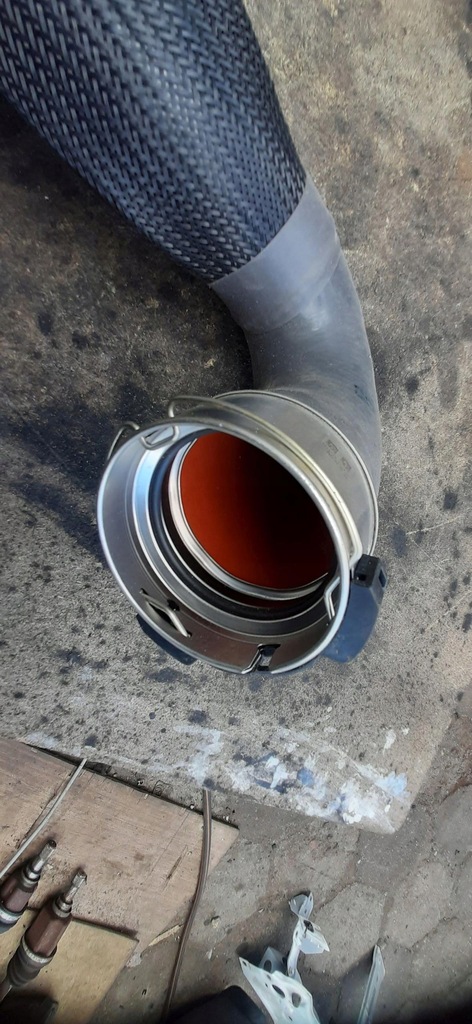 фото №8, Труба интеркулер воздуха 2.3dci renault master iii 8201696115