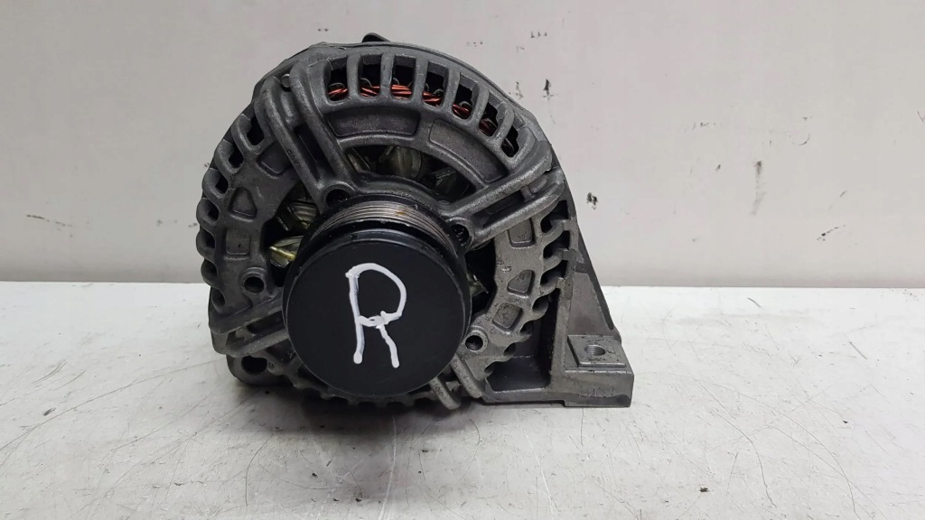 Купити Генератор 9459077 v70 ll s60 l s80 2.0t b