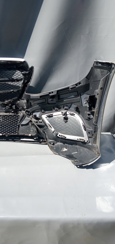 фото №9, Бампер передній mercedes c-klasa w205 18- lift