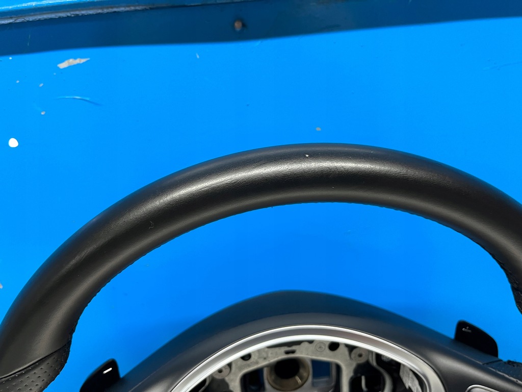 фото №8, Mercedes w205 повітропровід шкіра шкіряний пелюстки перемикання