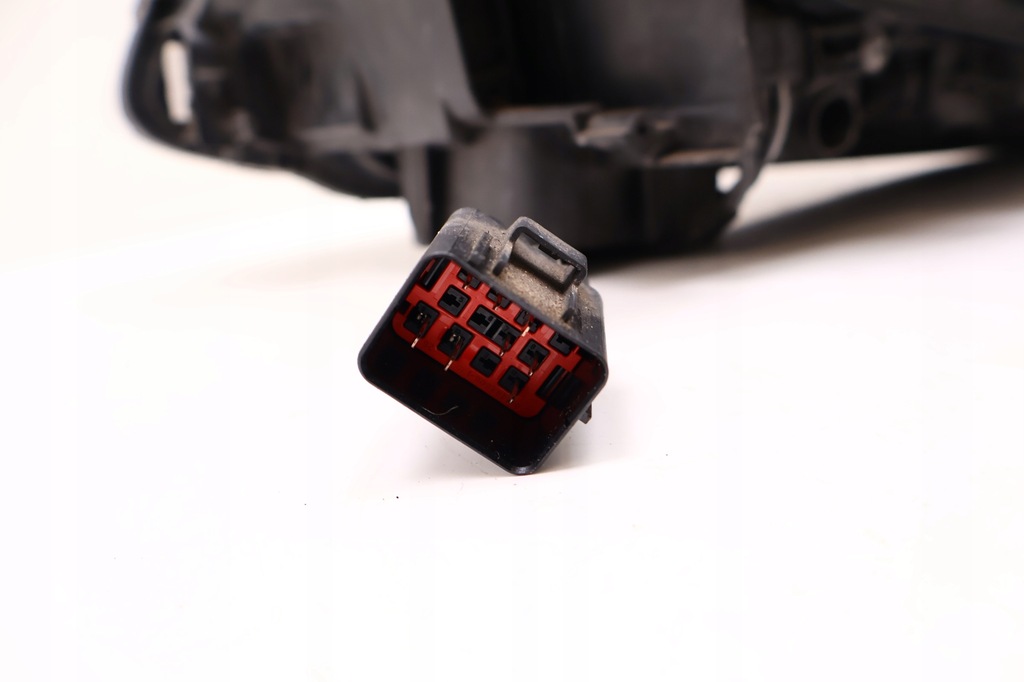 фото №7, Volvo xc60 i lift лампа права перед uk 31358112