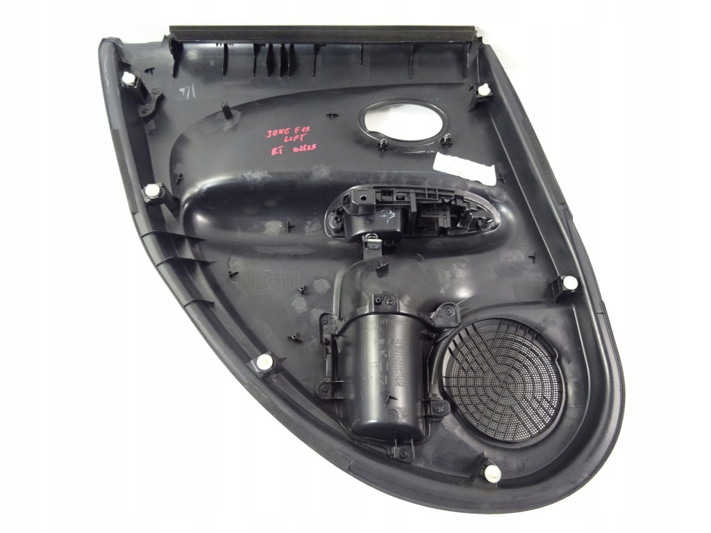 Купить Juke f15 рестайлинг  обшивка обивка дверь правая  задний 829001kb0a 829221kb0a