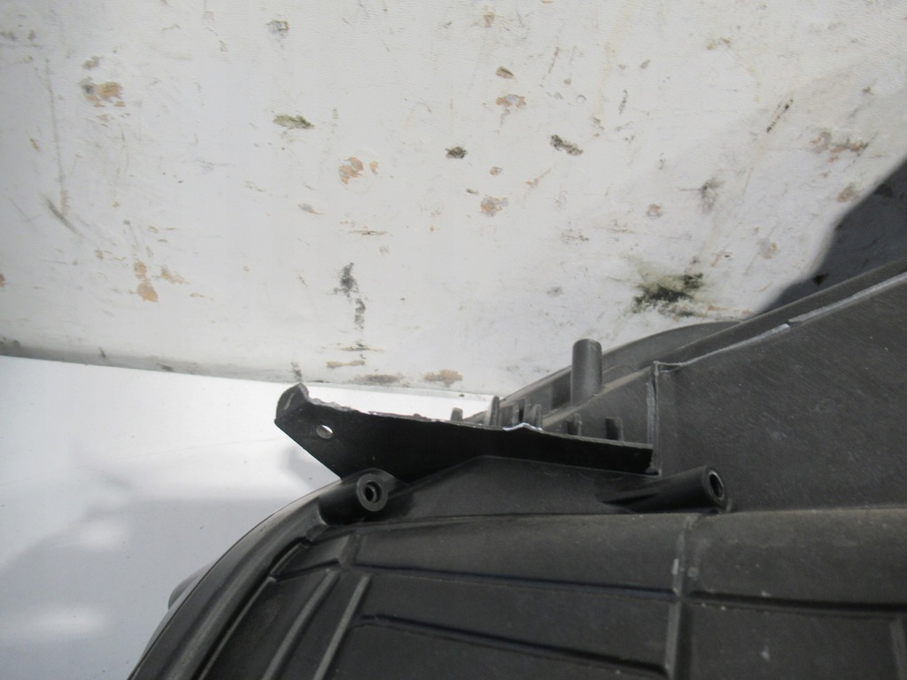 фото №11, Лампа перед правая 9810478080 peugeot 5008 ii 17-