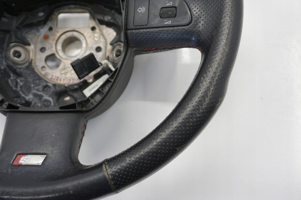 фото №5, Audi a6 c6 s-line воздуховод трёхспицевая лепестки переключения