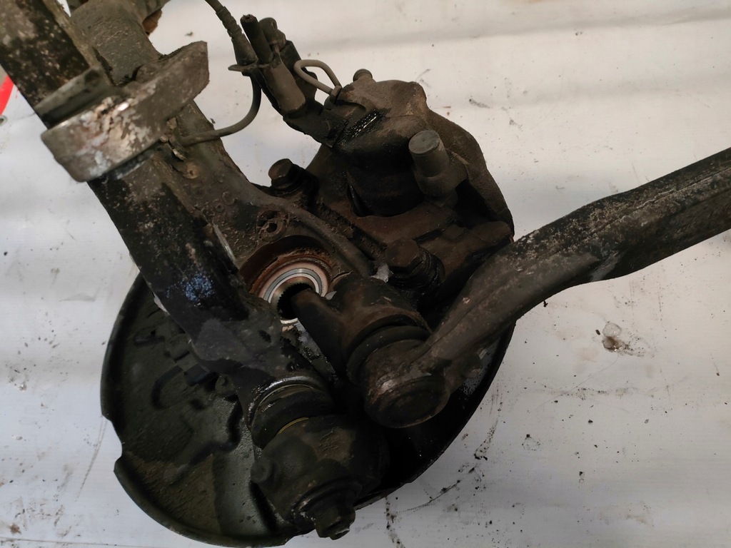 фото №7, Seat exeo 2.0tsi поворотний кулак диск супорт правий перед