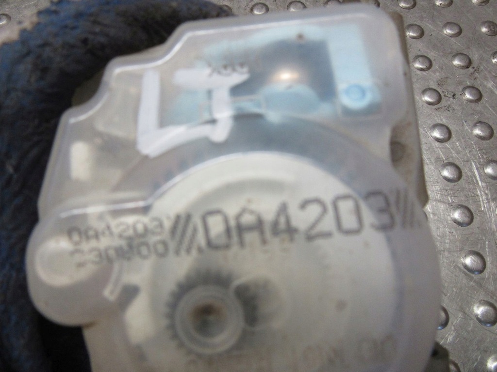 фото №7, Sequoia 2003 pas безпеки задня 2 ряд