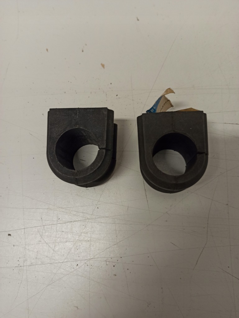 фото №1, Гумовий елемент подушка стабілізатора mercedes sprinter a9043260981 2 szt kpl