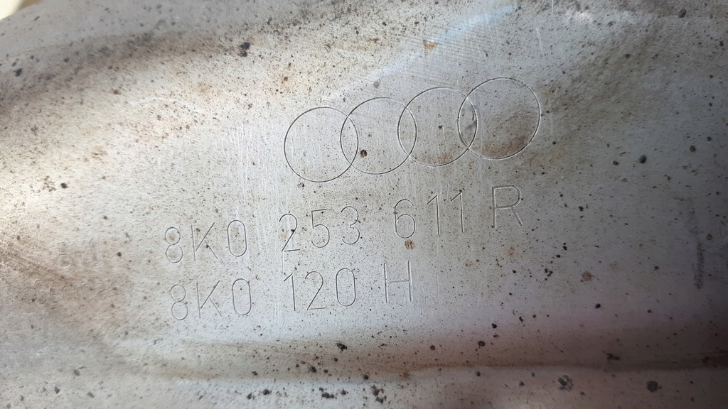 фото №7, A7 4g гаситель правый задняя 3.0 tdi 8k0253611r a6 c7