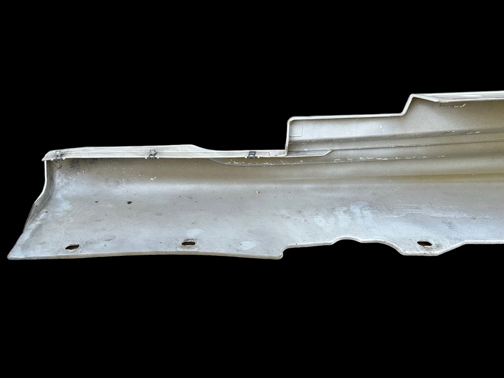 фото №8, Maserati карбон молдинг порог rh 85182500