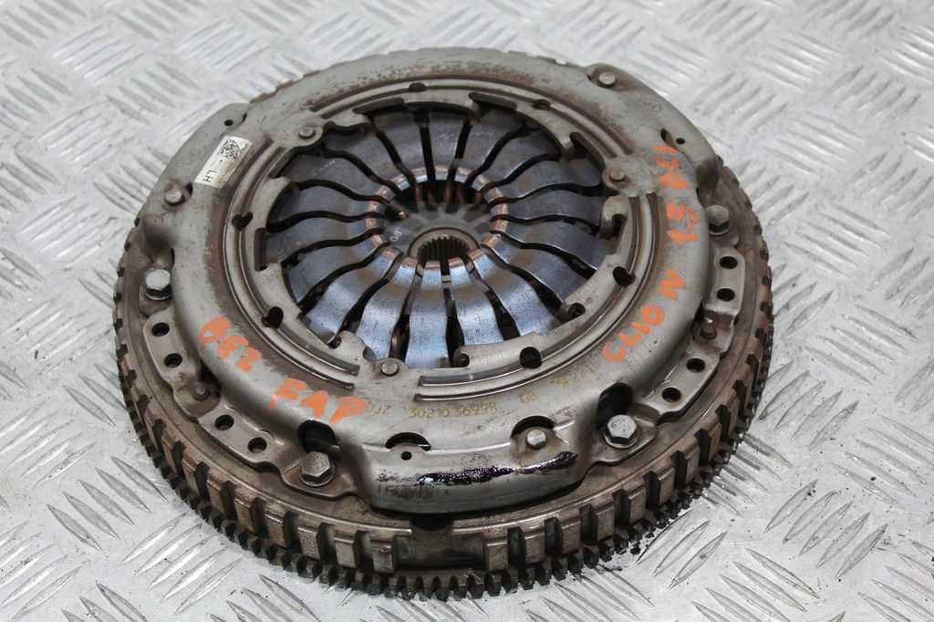 фото №1, Сцепление диск прижим clio iv