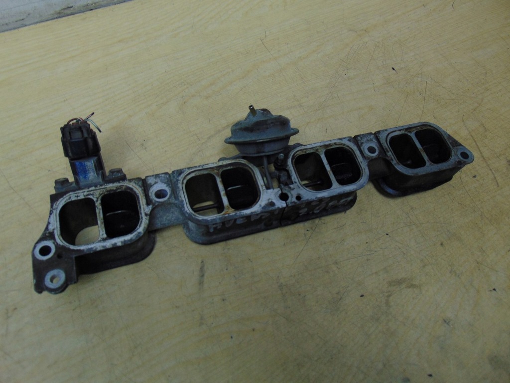фото №6, Крышка коллектор toyota avensis t25 2.0 бензин