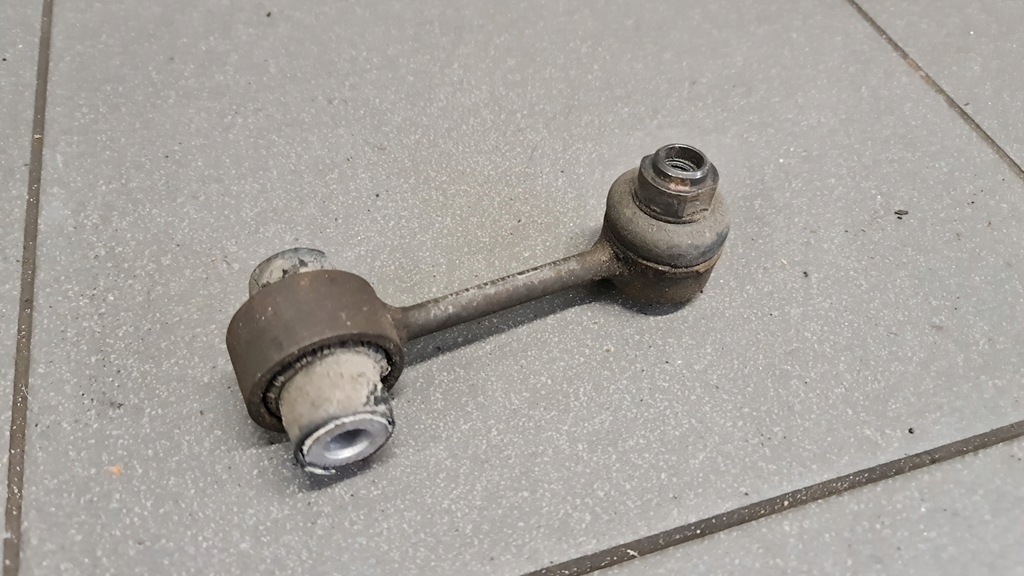 фото №1, Соединитель стабилизатора задняя audi a8 d3 4e0505465g