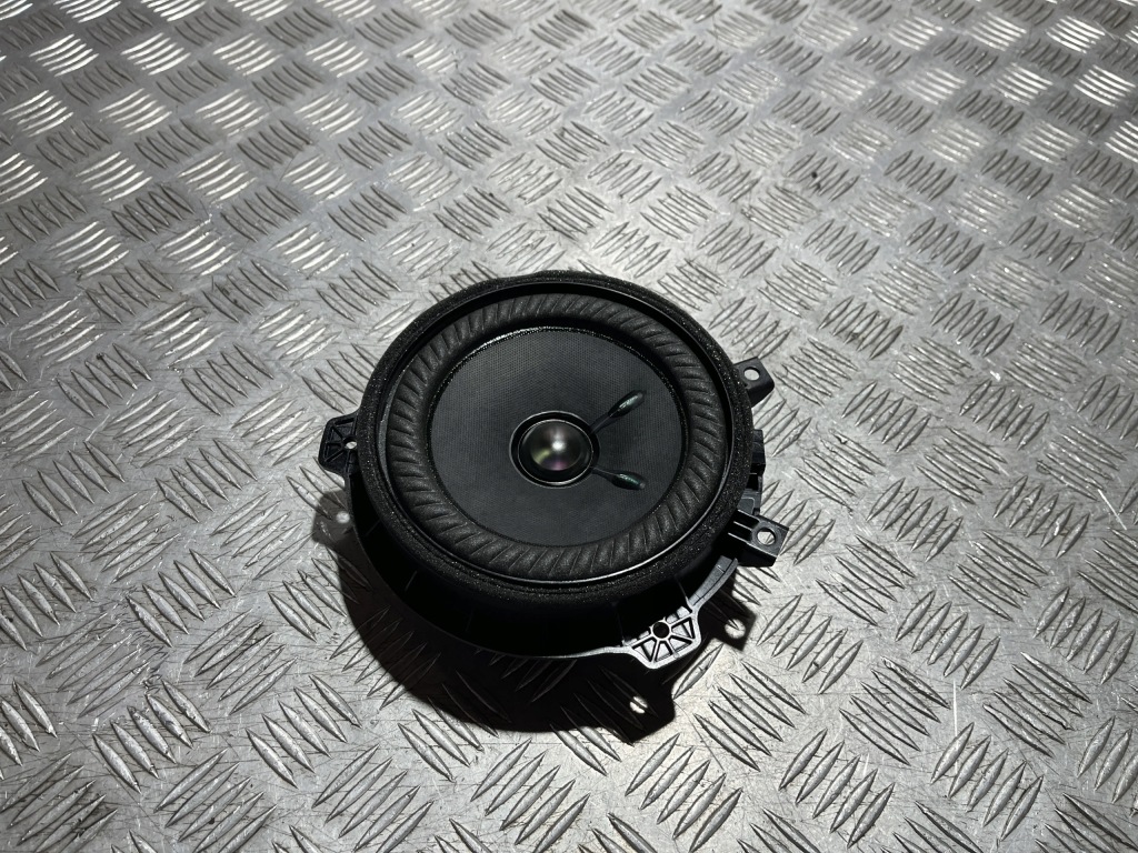 Купити Динамік заводський bose hyundai bayon 21-