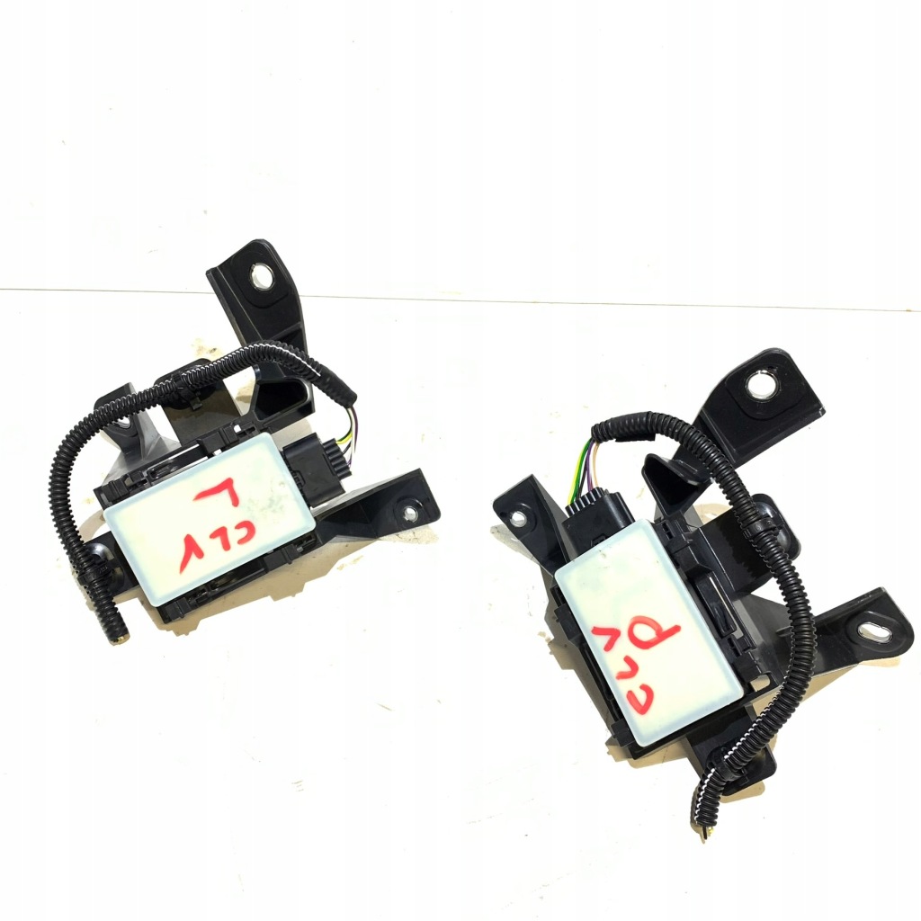 фото №1, Renault clio v lift 2023 правый радар приближения задняя 284s44210r 284e74819r