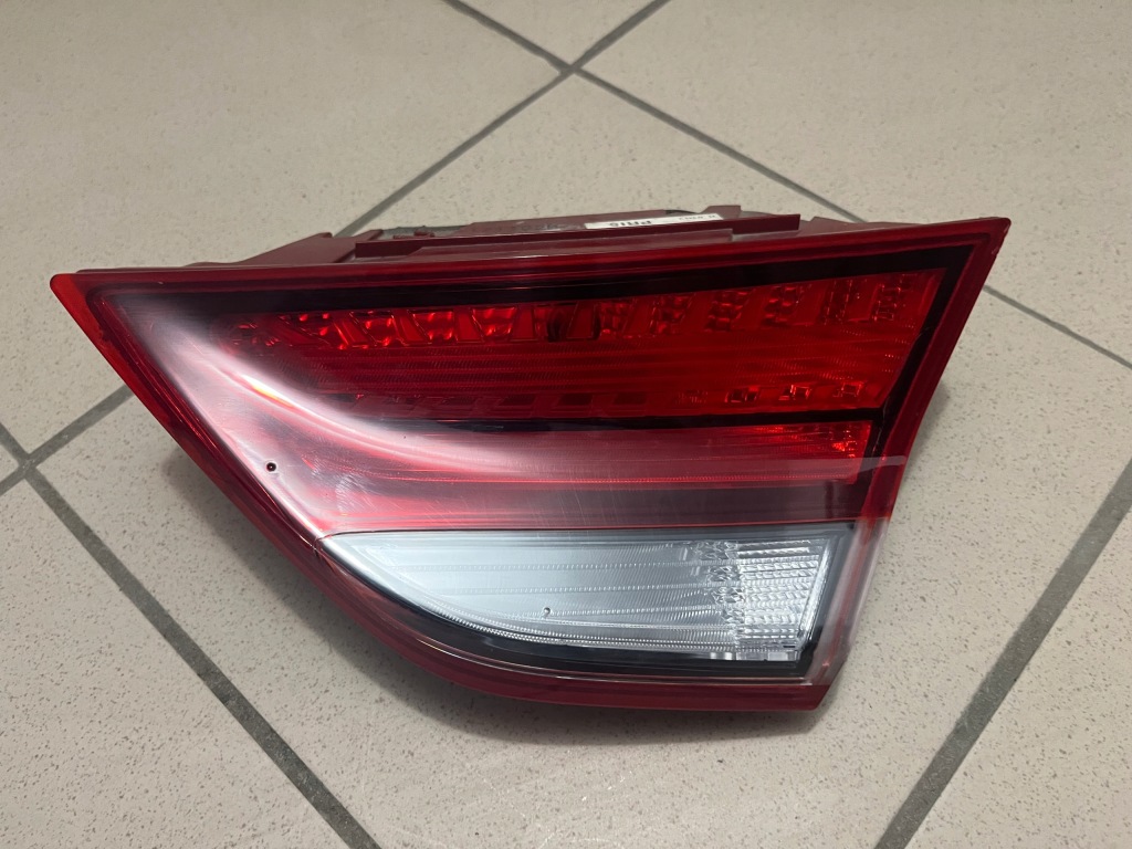 фото №1, Hyundai i30 i-30 iii 3 fastback 17- led лампа задняя задняя правая w крышка