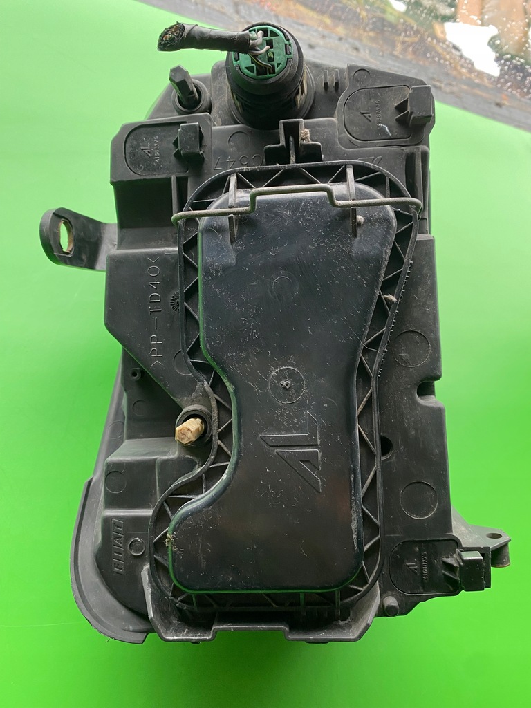 фото №12, Лампа фара лівий перед fiat panda ii + вкладиш