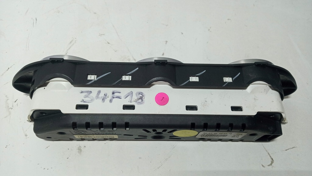 фото №12, Приборы консоли средний vw beetle 5c оригинал 5c5919527b europa