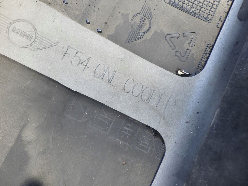 фото №10, Mini clubman f54 бампер передній
