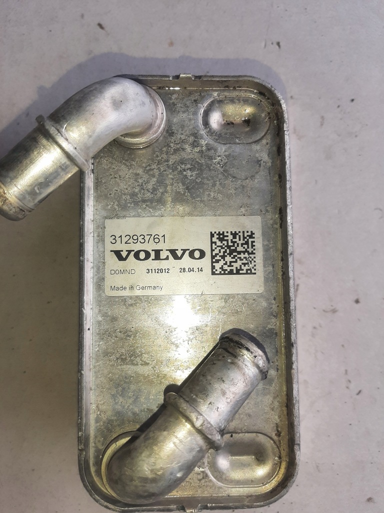 фото №1, Радиатор масла 31293761 volvo s60 ii v60 i xc60 i