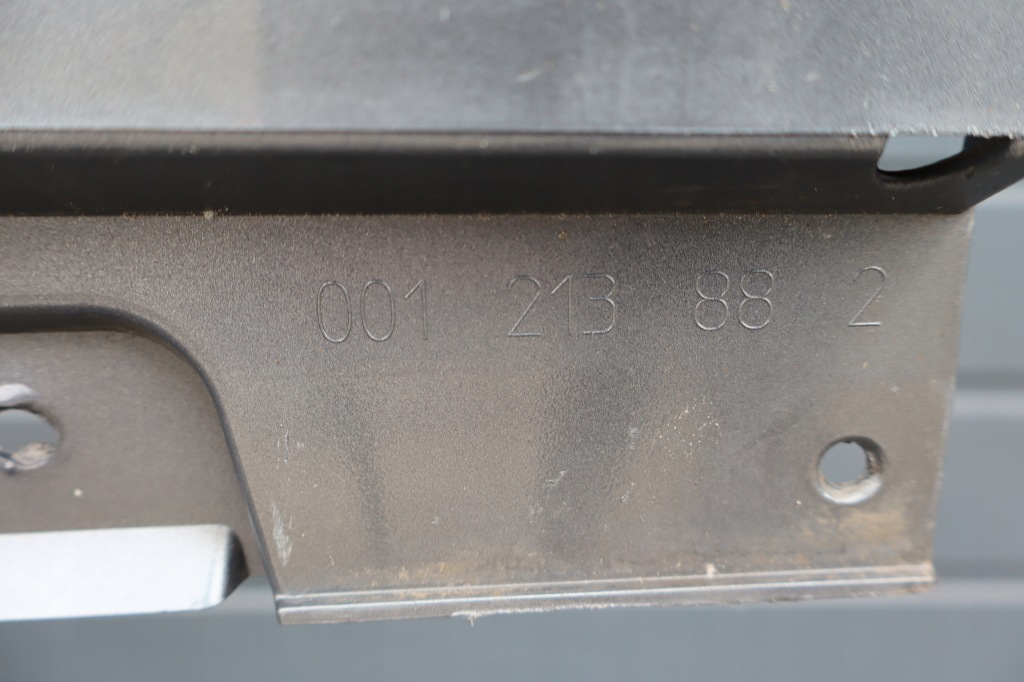 Молдинг порог порог левая mercedes e-klasa amg w213 a2136900102 a2136909701 в Украине