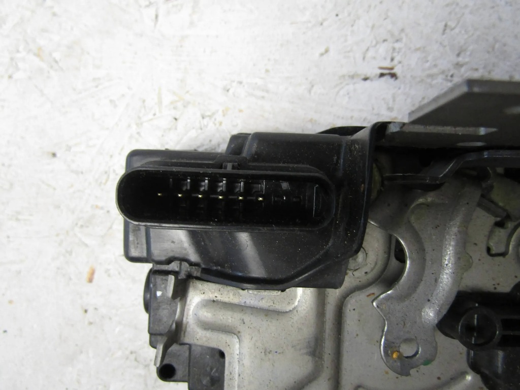 фото №11, Volvo xc40 замок дверь правый перед 31462456