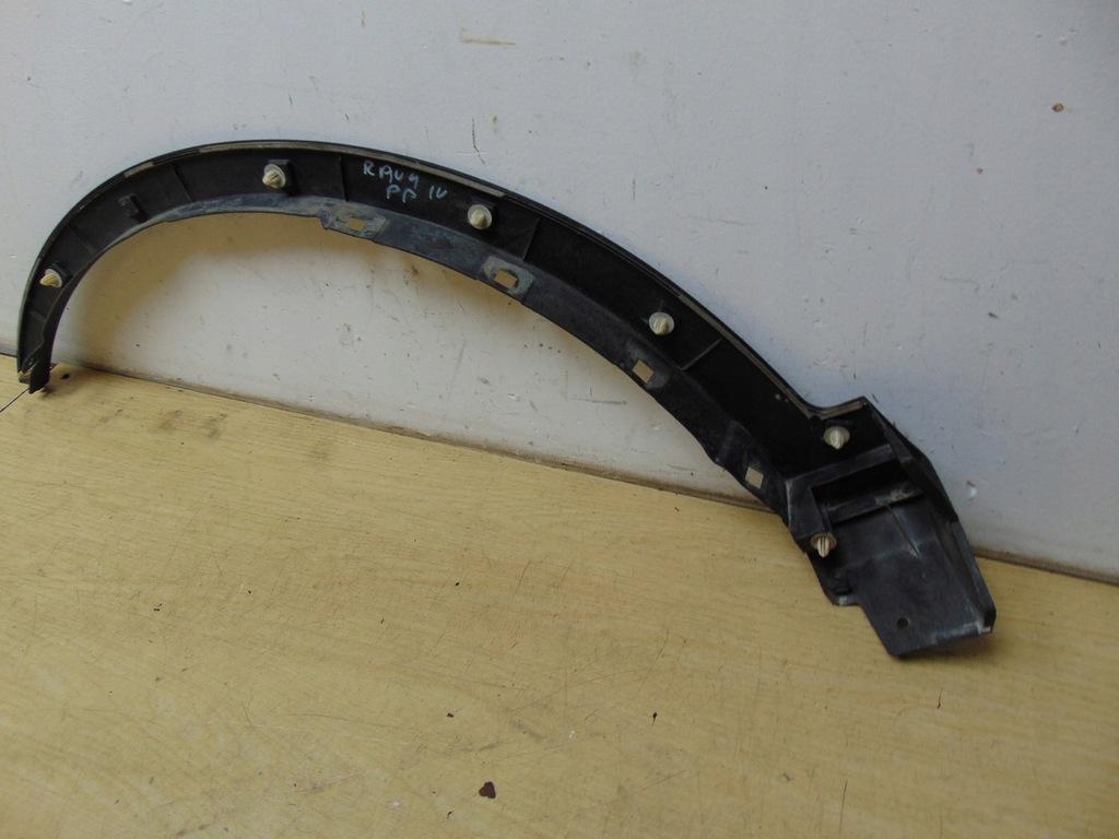 фото №10, Молдинг накладка крыла правый перед toyota rav4 iv 75601-42130