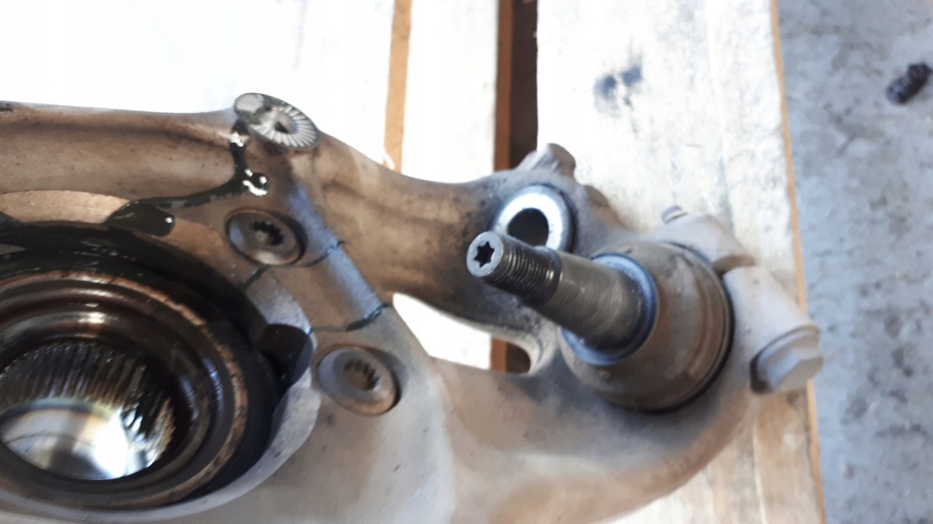 фото №12, Sq5 8r q5 поворотный кулак левая перед 3.0 tfsi s4 b8 a4