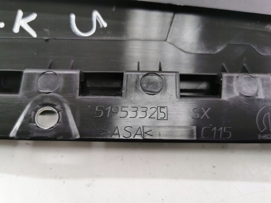 фото №9, Jeep renegade 2015 молдинг стекло дверь передних 51953325