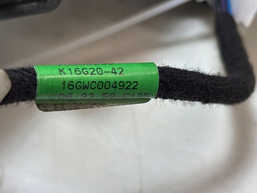 1635517180 зеркало правое citroën c4 2 Недорого