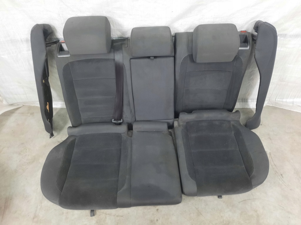 фото №1, Volkswagen golf v kombi заднее сиденье задняя задняя