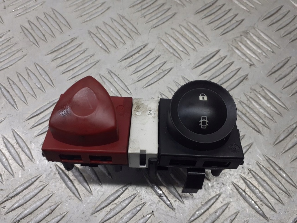 фото №1, Переключатель света аварийных renault scenic ii 2.0 8200095496