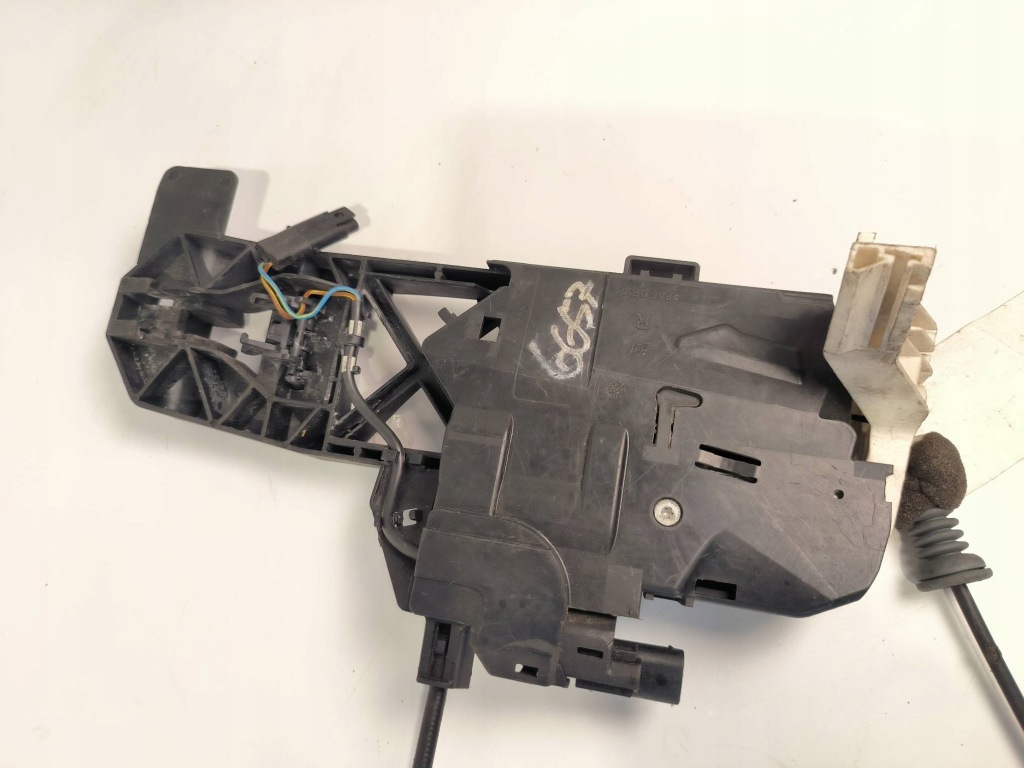 Замок двері pp a2217205835 mercedes w221 Зі Шроту