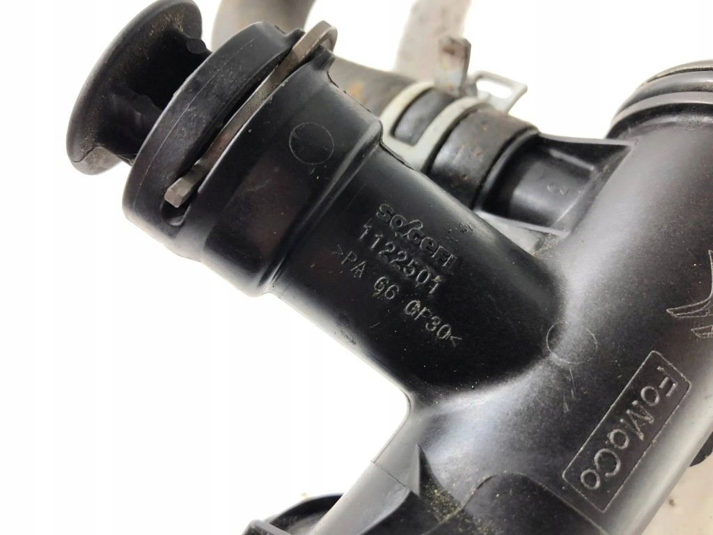 Peugeot 308 ii t9 1.6 hdi bluehdi 120km тройник патрубок шланг патрубок води Зі Шроту