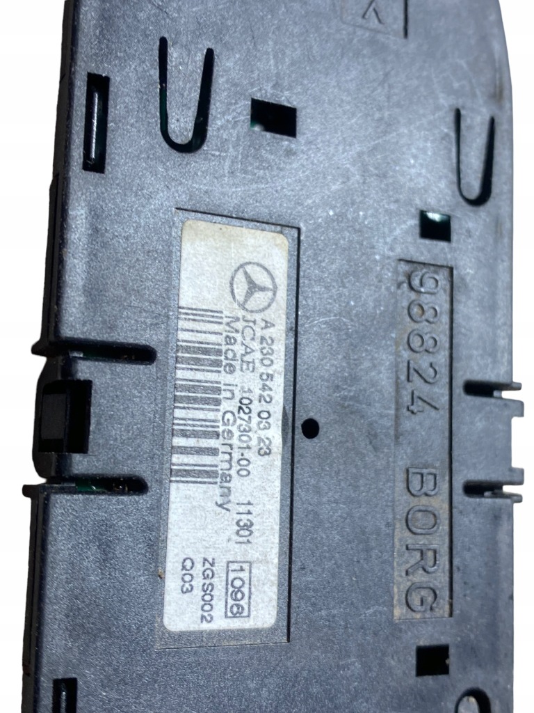 Купить Дисплей pdc mercedes 2305420323