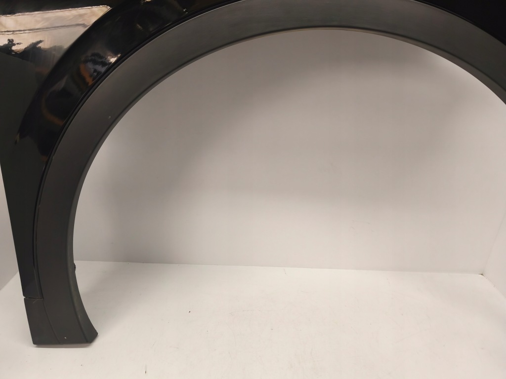 Купити Крила праві перед volkswagen id4 11a821106