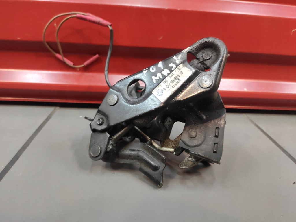 фото №1, Bmw 7 f01 f02 замок капот лівий засувка 7206453 оригінал