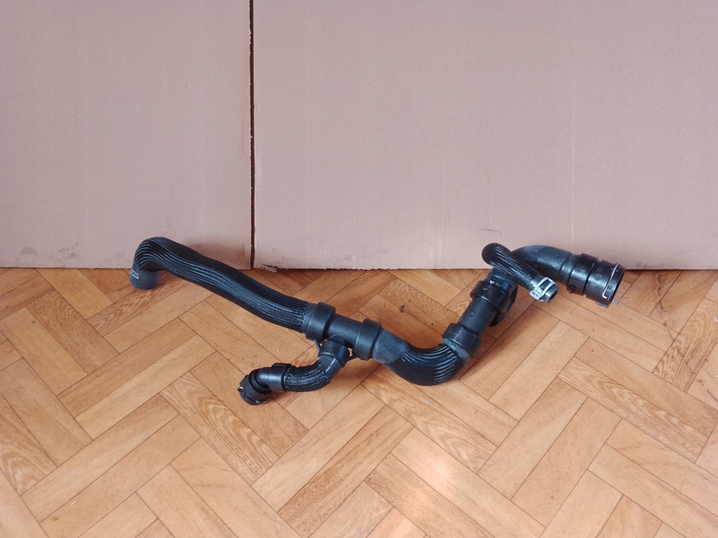 фото №1, Volvo xc60 przedód wąż радіатора